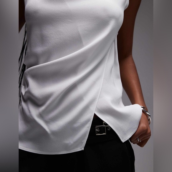 Mango wrap front satin sleeveless top in white size 6 - Picture 4 of 8